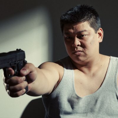 Actor posing with gun, 156kb.